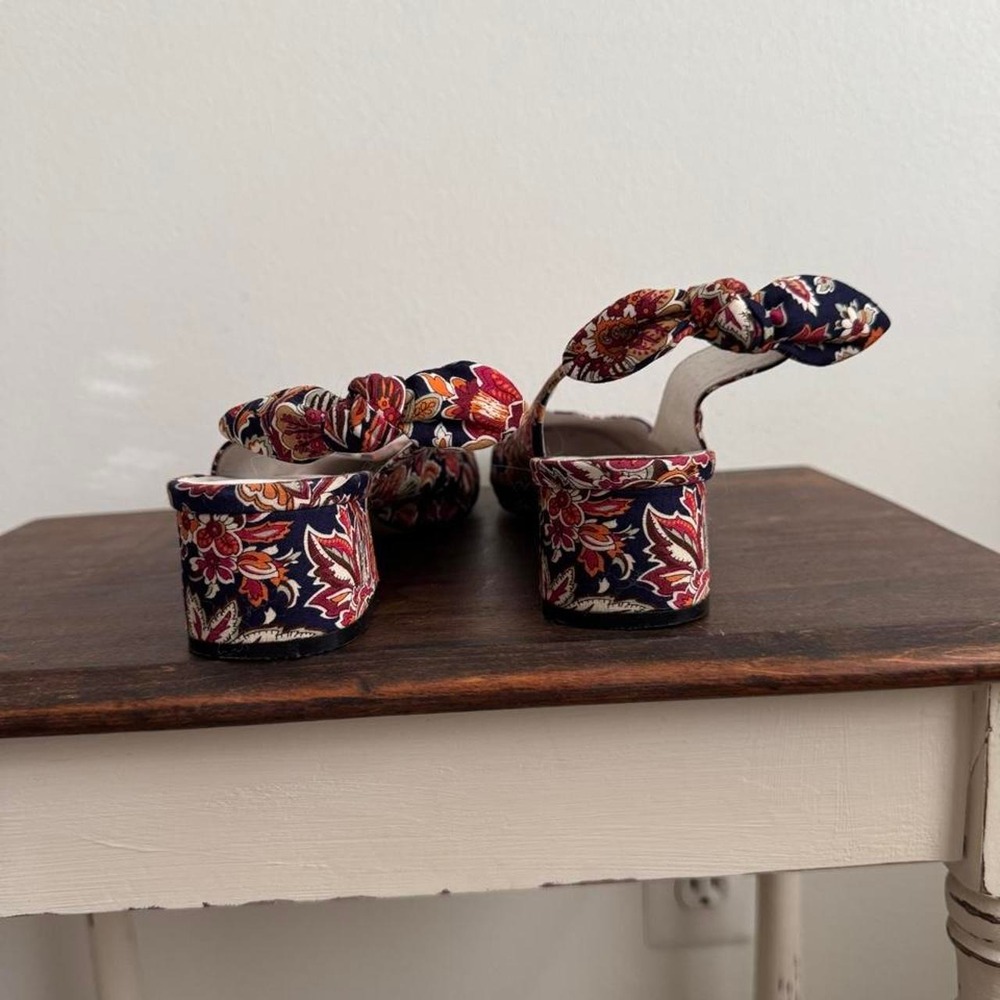 Floral tapestry fabric slingback kitten heel size 9 brocade paisley blue red - Picture 4 of 8